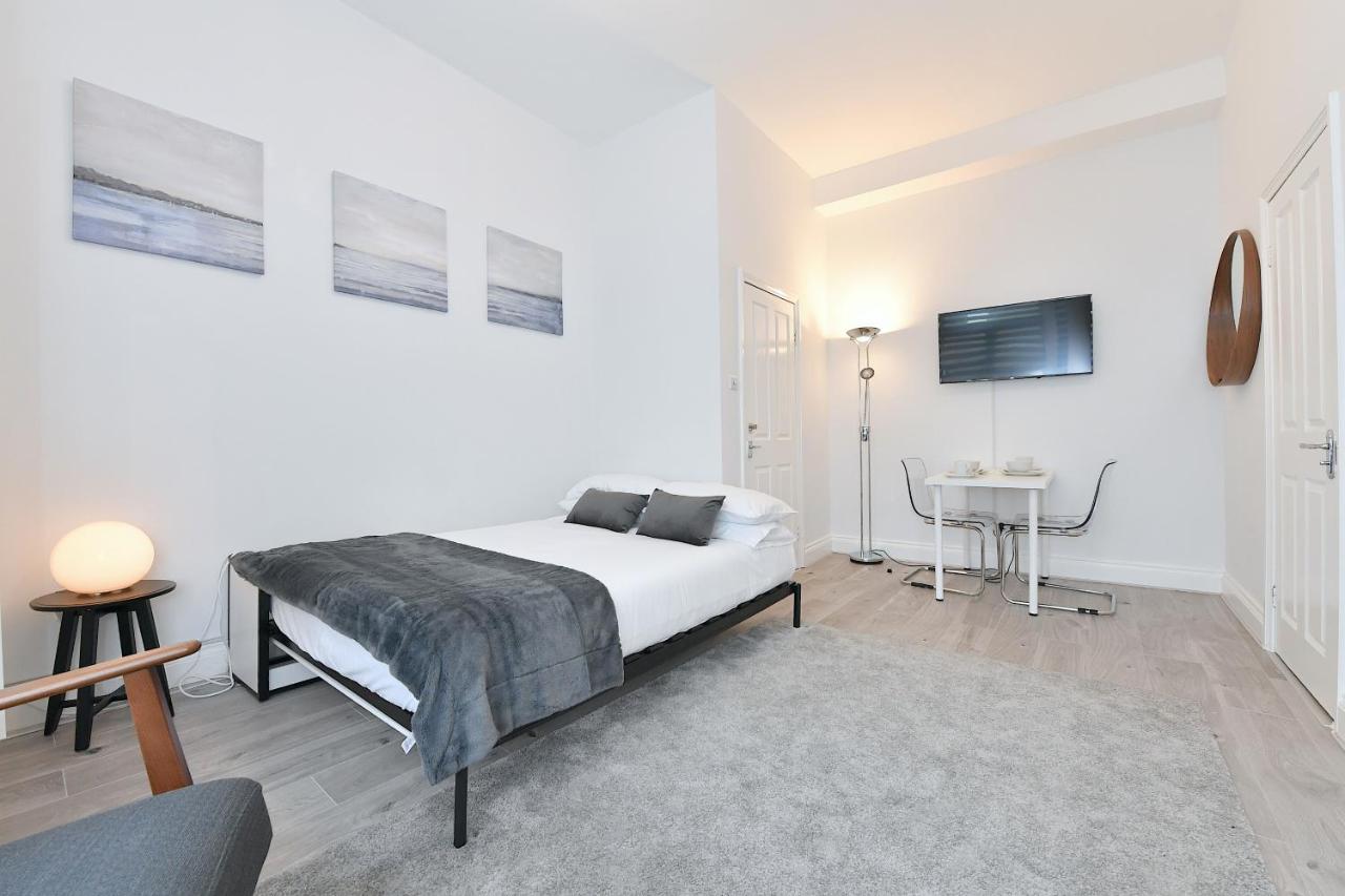 Stylish Studios By Luxestays Shepherds Bush 런던 외부 사진