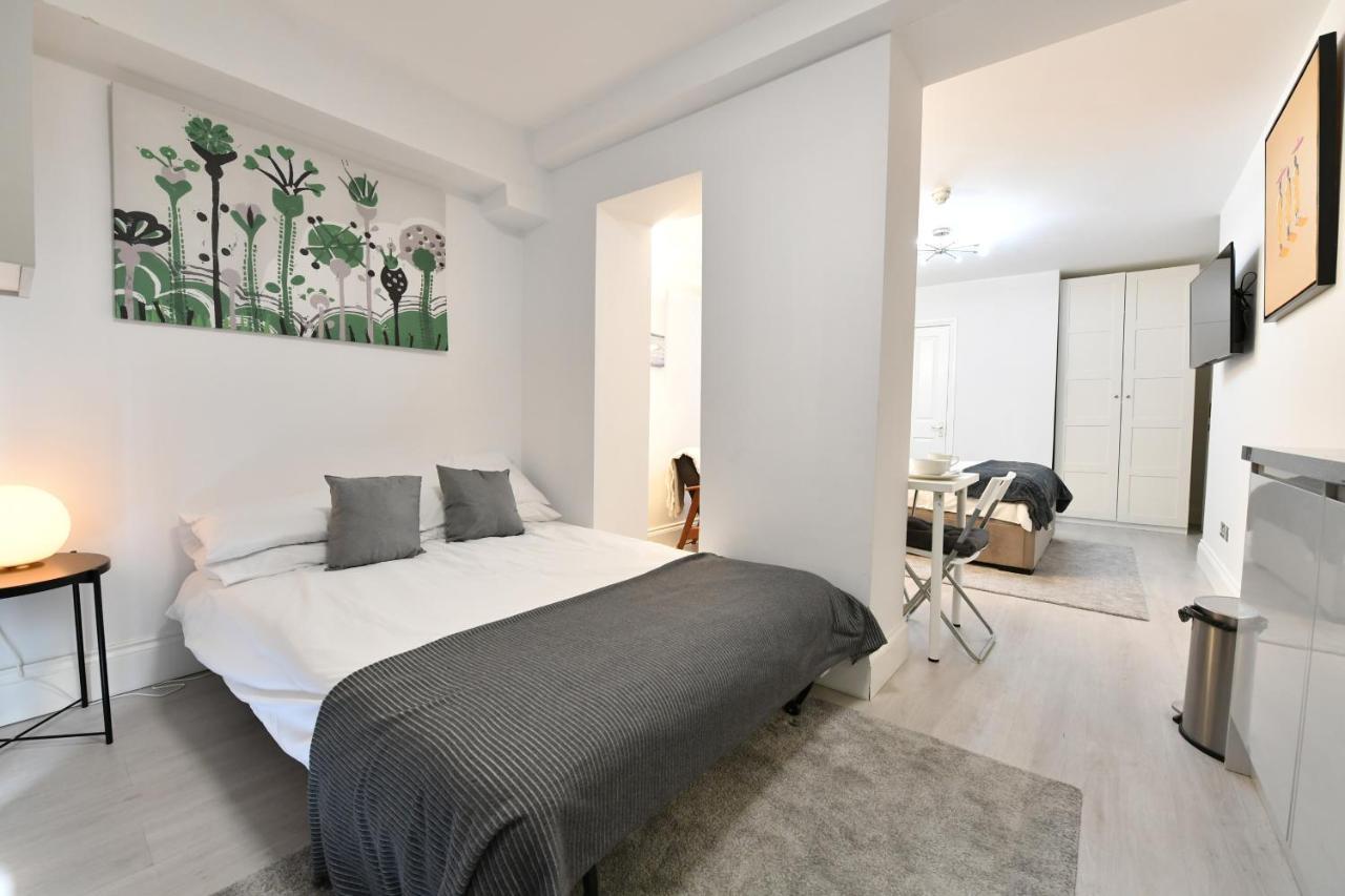 London Studios Very Close To Central Line Underground Shepherds Bush And Westfield Newly Refurbished 외부 사진