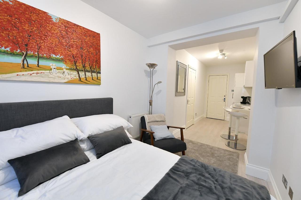 Stylish Studios By Luxestays Shepherds Bush 런던 외부 사진