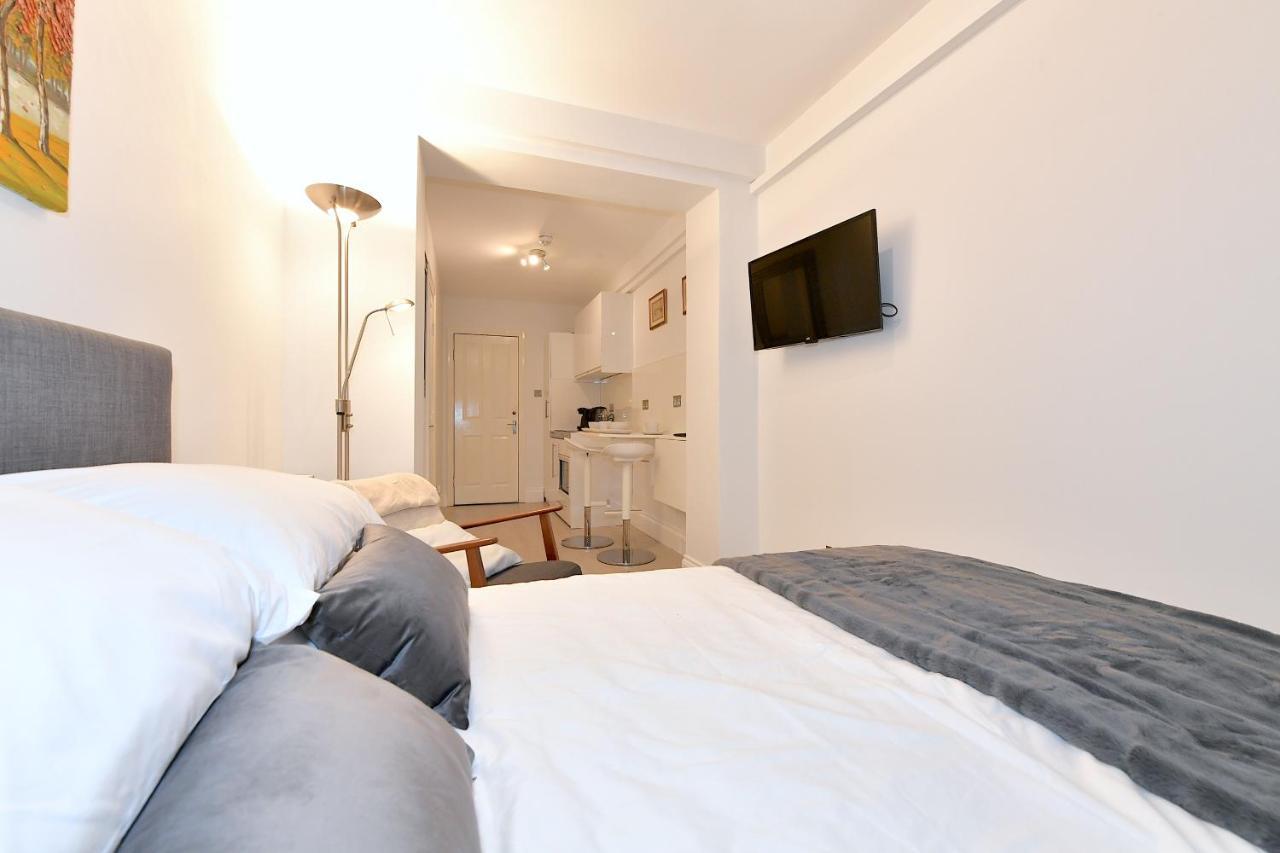 London Studios Very Close To Central Line Underground Shepherds Bush And Westfield Newly Refurbished 외부 사진