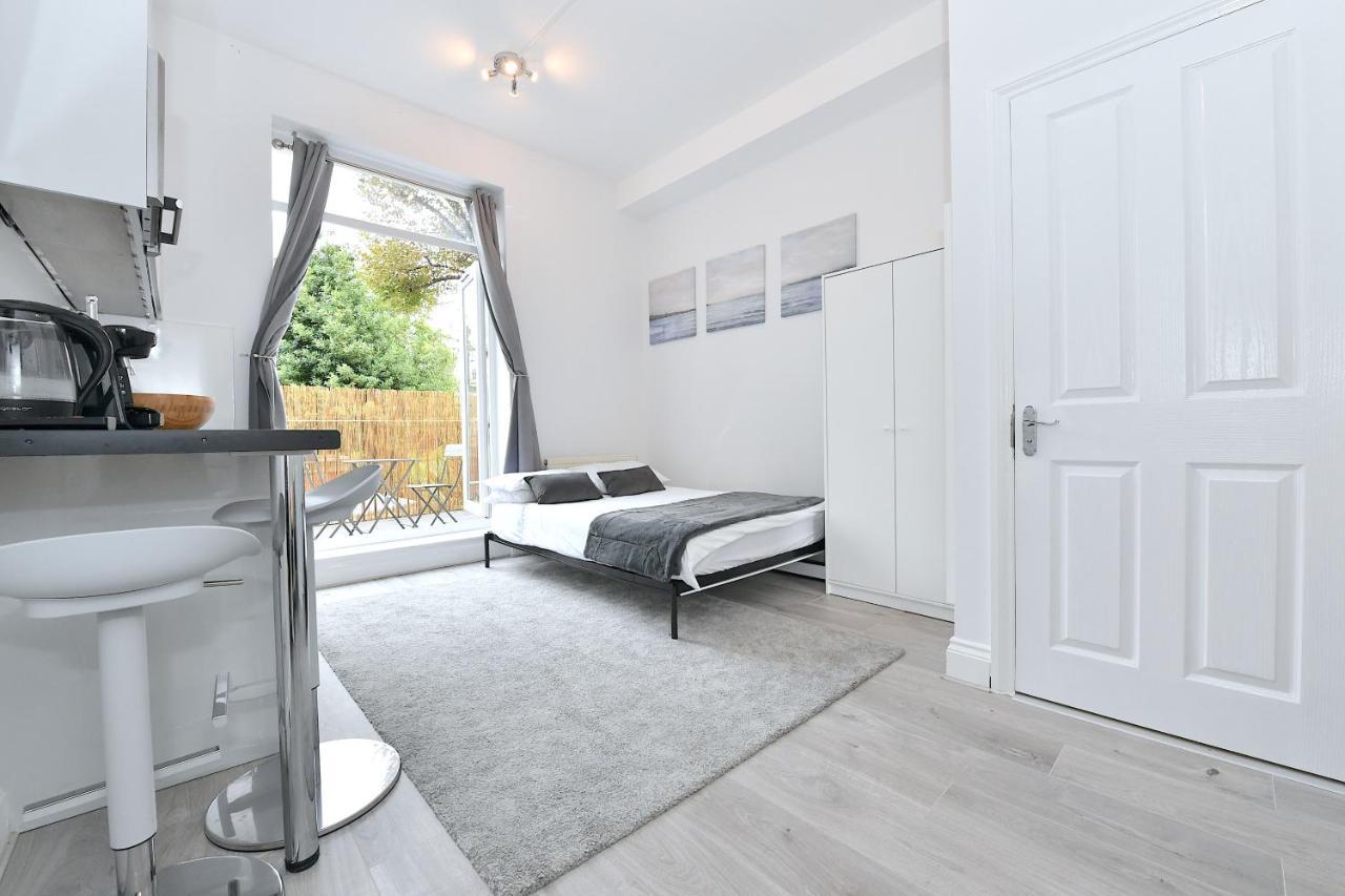Stylish Studios By Luxestays Shepherds Bush 런던 외부 사진