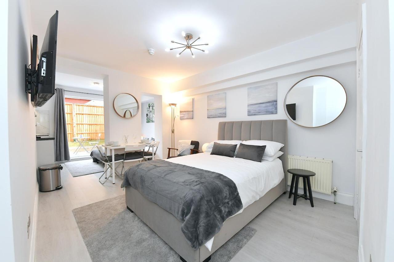 Stylish Studios By Luxestays Shepherds Bush 런던 외부 사진