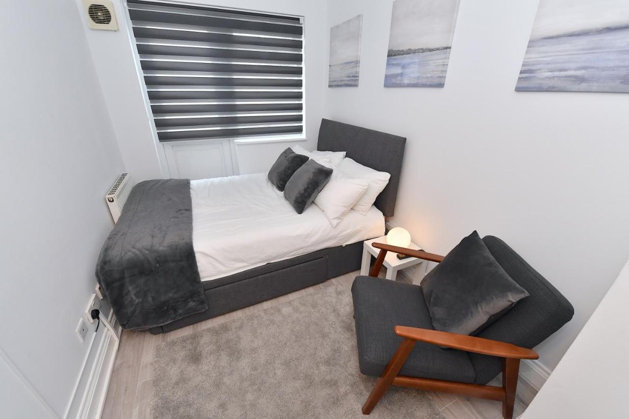 Stylish Studios By Luxestays Shepherds Bush 런던 외부 사진