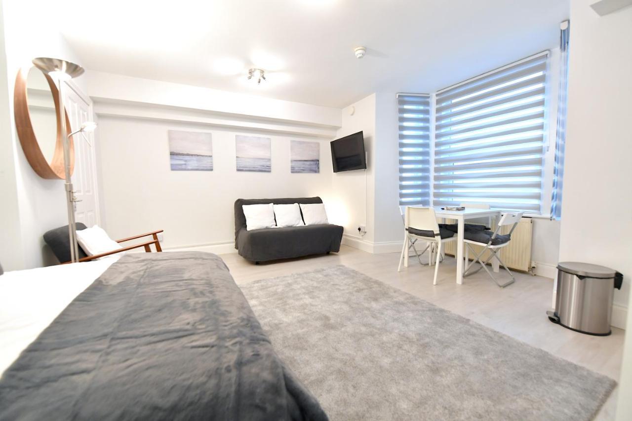 Stylish Studios By Luxestays Shepherds Bush 런던 외부 사진