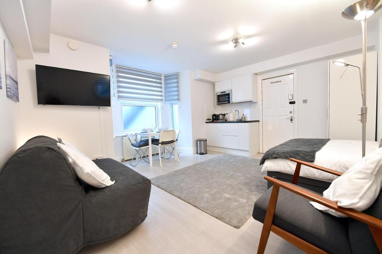 Stylish Studios By Luxestays Shepherds Bush 런던 외부 사진