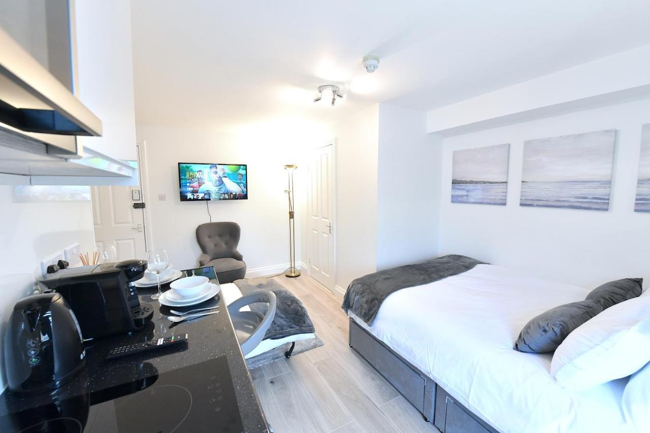 Stylish Studios By Luxestays Shepherds Bush 런던 외부 사진