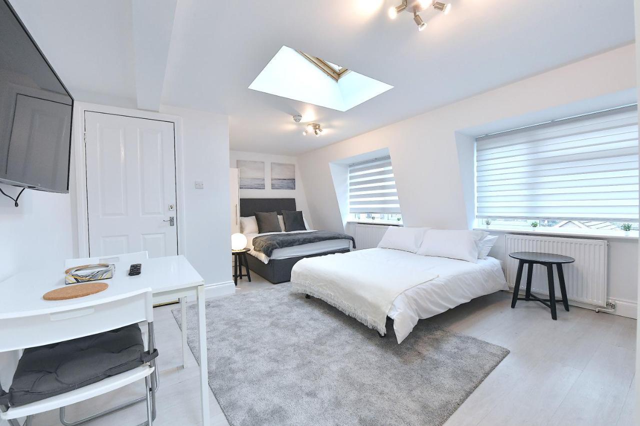 Stylish Studios By Luxestays Shepherds Bush 런던 외부 사진